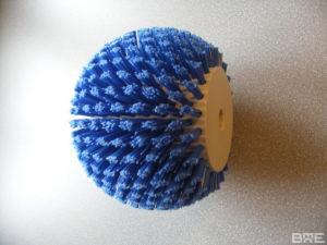Brosse coupe bombée