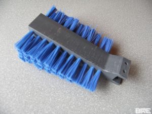 Brosse technique spéciale double garnissage