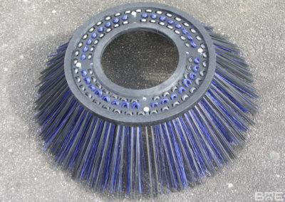 Brosse latérale de balayeuse