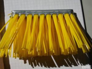 Strip cranté