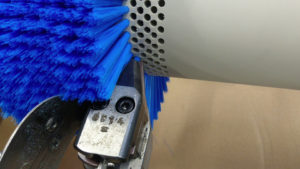 Vidéo de garnissage d'une brosse